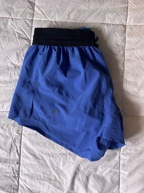 Janji M’s AFO split shorts